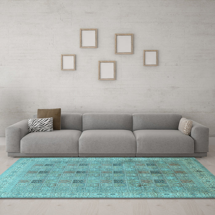 Machine Washable Persian Light Blue Traditional Rug in a Living Room, wshtr380lblu