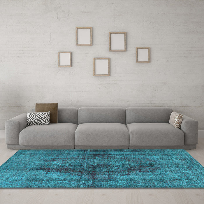 Machine Washable Persian Light Blue Traditional Rug in a Living Room, wshtr3816lblu