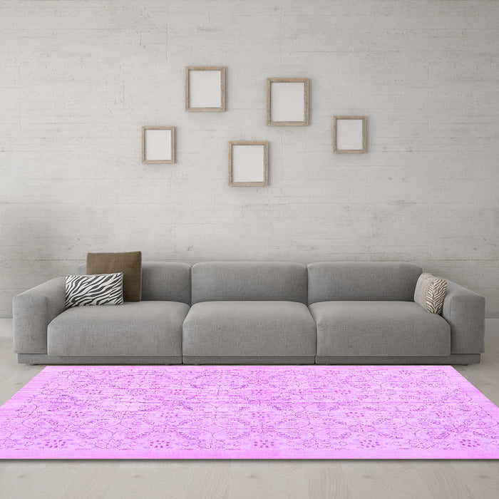 Machine Washable Persian Purple Traditional Area Rugs in a Living Room, wshtr3822pur