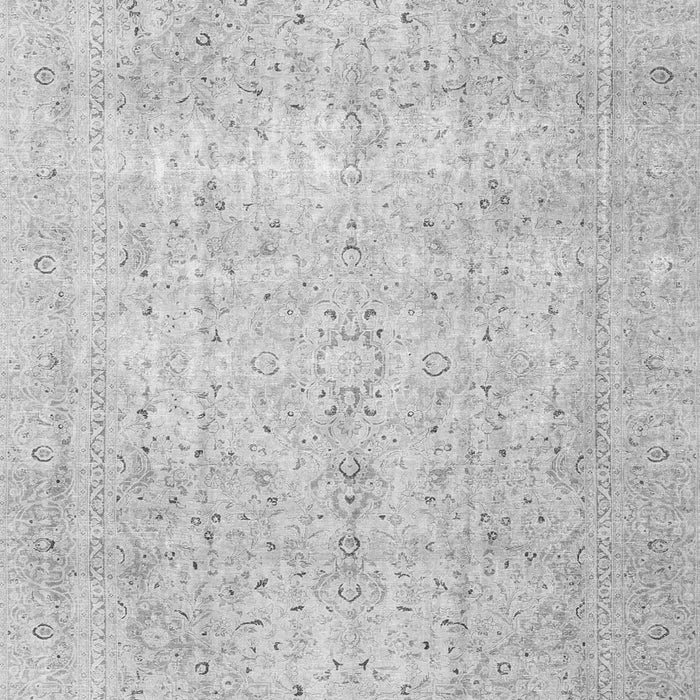 Serging Thickness of Machine Washable Persian Gray Traditional Rug, wshtr3823gry
