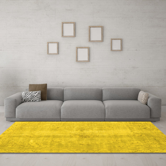 Machine Washable Persian Yellow Traditional Rug in a Living Room, wshtr3829yw