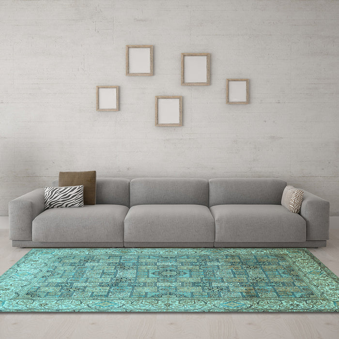 Machine Washable Persian Light Blue Traditional Rug in a Living Room, wshtr382lblu