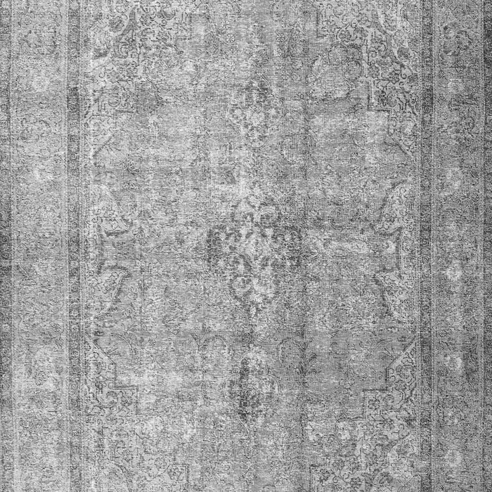 Serging Thickness of Machine Washable Persian Gray Traditional Rug, wshtr3833gry