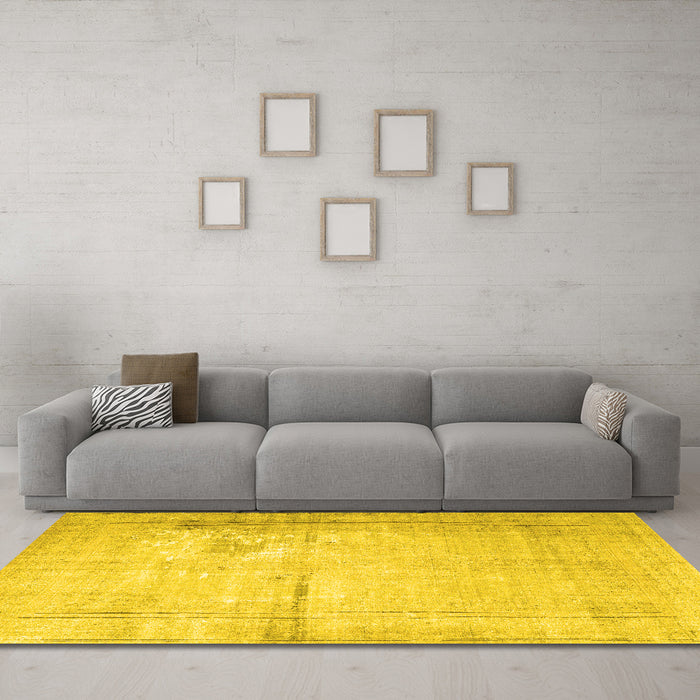 Machine Washable Persian Yellow Traditional Rug in a Living Room, wshtr3835yw