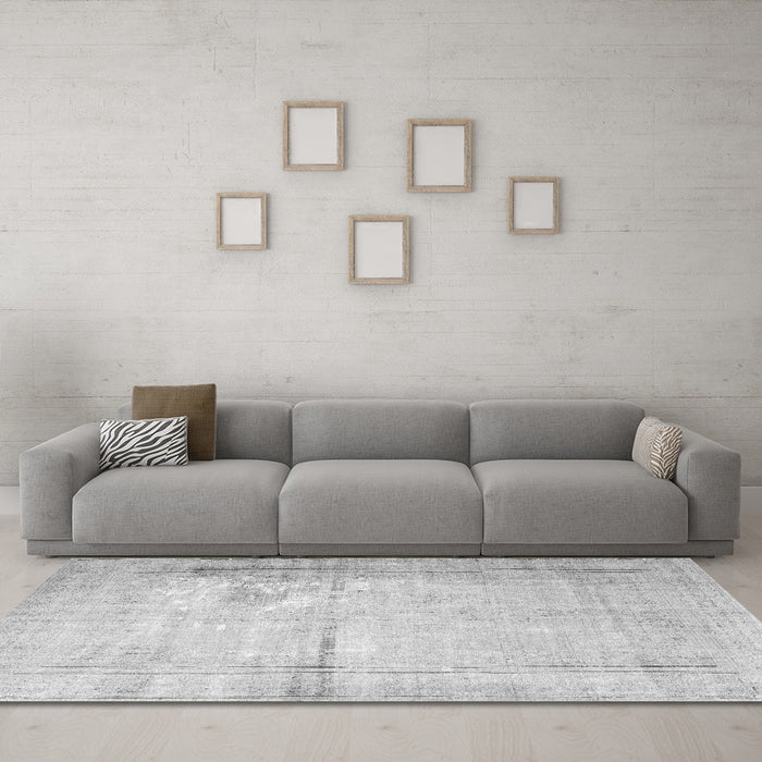 Machine Washable Persian Gray Traditional Rug in a Living Room,, wshtr3835gry