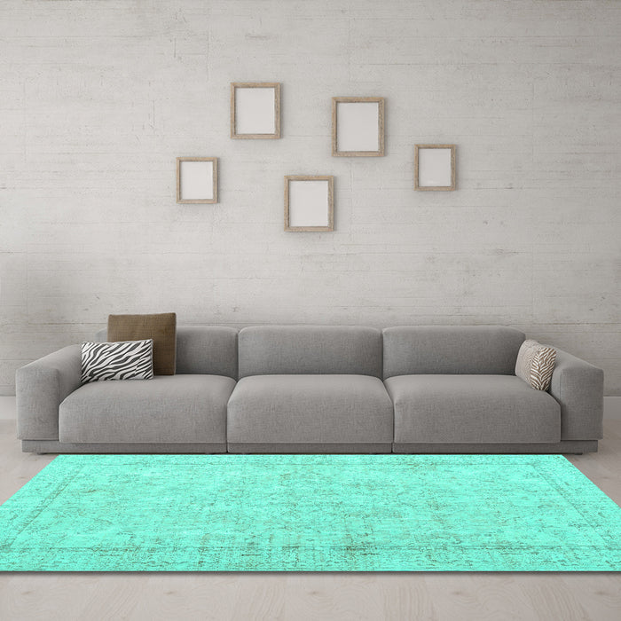 Machine Washable Persian Turquoise Traditional Area Rugs in a Living Room,, wshtr3836turq