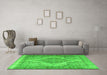Machine Washable Persian Green Traditional Area Rugs in a Living Room,, wshtr3840grn
