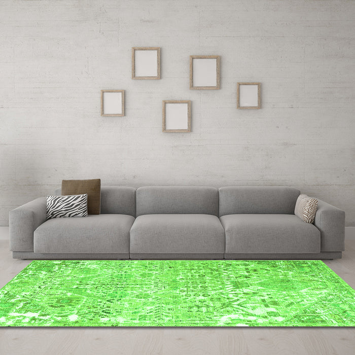 Machine Washable Persian Green Traditional Area Rugs in a Living Room,, wshtr3842grn