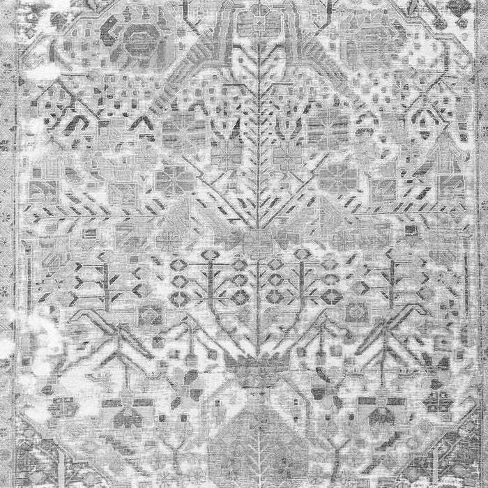 Serging Thickness of Machine Washable Persian Gray Traditional Rug, wshtr3842gry