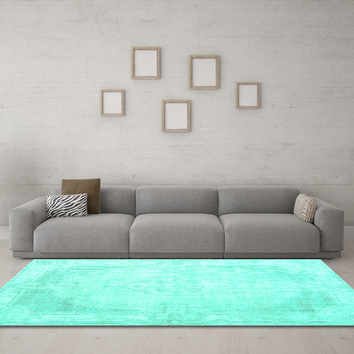 Machine Washable Persian Turquoise Traditional Area Rugs in a Living Room,, wshtr3846turq