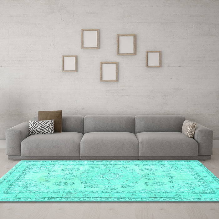 Machine Washable Persian Turquoise Traditional Area Rugs in a Living Room,, wshtr3848turq