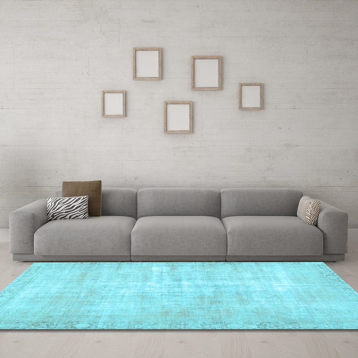 Machine Washable Persian Light Blue Traditional Rug in a Living Room, wshtr3854lblu