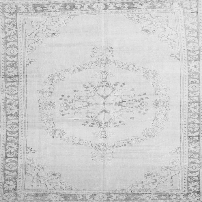 Serging Thickness of Persian Gray Traditional Rug, tr3856gry