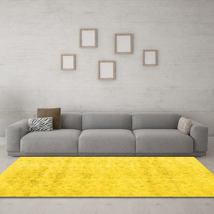 Machine Washable Persian Yellow Traditional Rug in a Living Room, wshtr3863yw