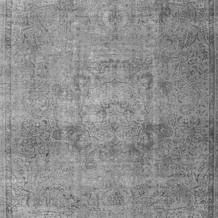Serging Thickness of Machine Washable Persian Gray Traditional Rug, wshtr3865gry