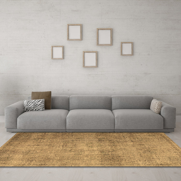 Machine Washable Persian Brown Traditional Rug in a Living Room,, wshtr3865brn