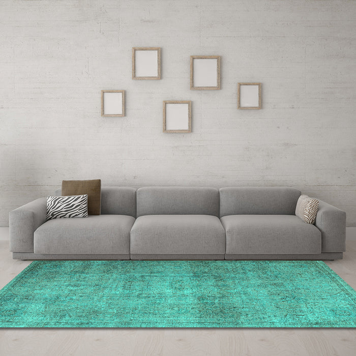Machine Washable Persian Turquoise Traditional Area Rugs in a Living Room,, wshtr3865turq