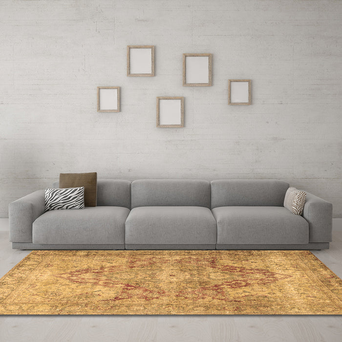 Machine Washable Persian Brown Traditional Rug in a Living Room,, wshtr3866brn