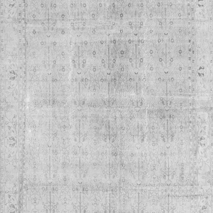 Serging Thickness of Machine Washable Persian Gray Traditional Rug, wshtr3868gry