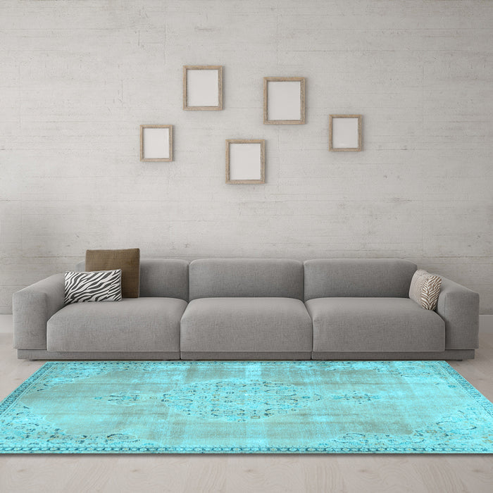 Machine Washable Persian Light Blue Traditional Rug in a Living Room, wshtr3869lblu