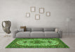 Machine Washable Medallion Green Traditional Area Rugs in a Living Room,, wshtr386grn