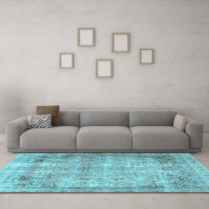 Machine Washable Persian Light Blue Traditional Rug in a Living Room, wshtr3871lblu