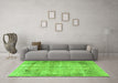 Machine Washable Persian Green Traditional Area Rugs in a Living Room,, wshtr3871grn