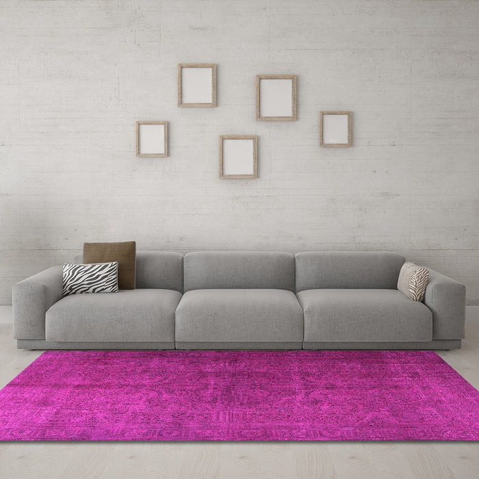 Machine Washable Persian Pink Traditional Rug in a Living Room, wshtr3874pnk