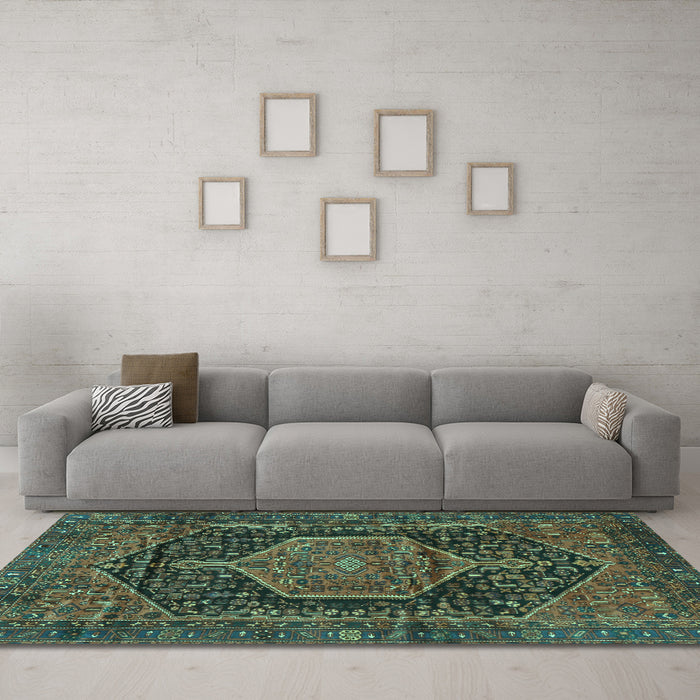 Machine Washable Persian Turquoise Traditional Area Rugs in a Living Room,, wshtr3879turq