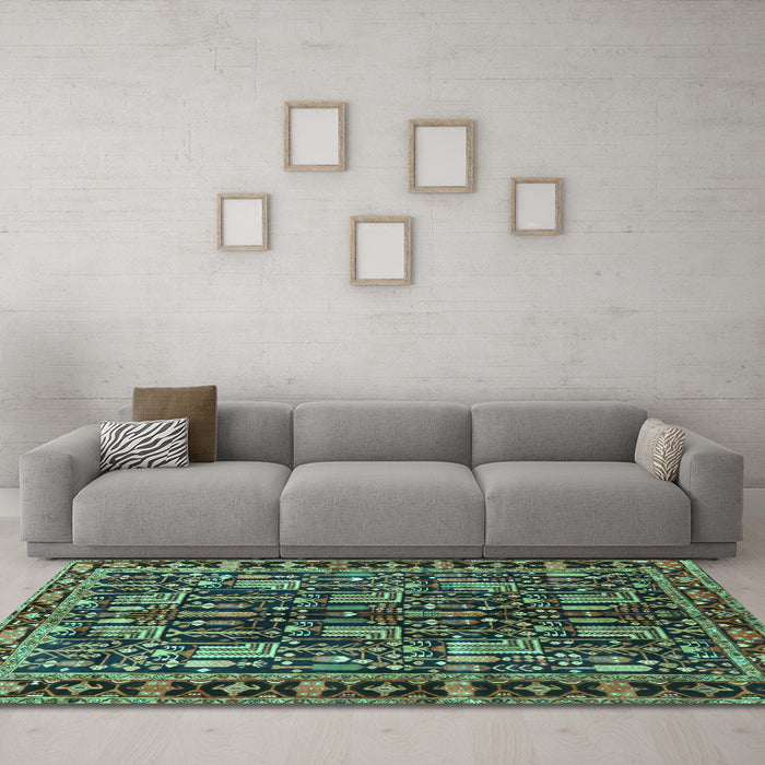 Machine Washable Persian Turquoise Traditional Area Rugs in a Living Room,, wshtr3880turq