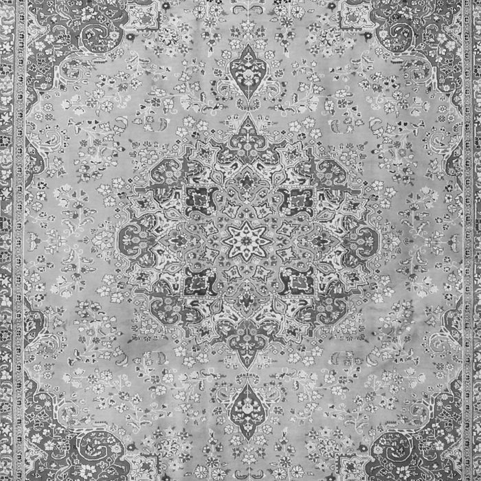 Serging Thickness of Machine Washable Persian Gray Traditional Rug, wshtr3881gry