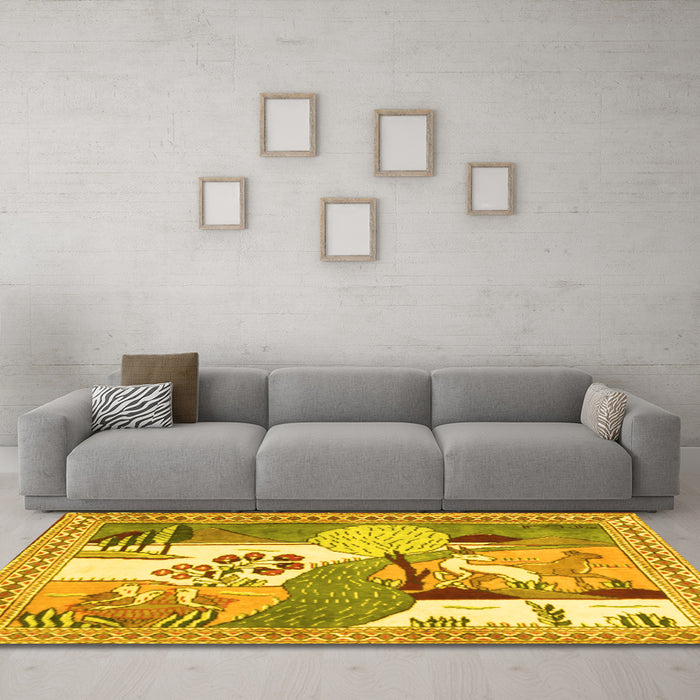 Machine Washable Animal Yellow Traditional Rug in a Living Room, wshtr3885yw