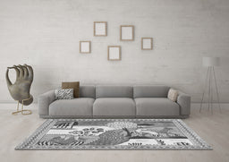 Machine Washable Animal Gray Traditional Rug in a Living Room,, wshtr3885gry