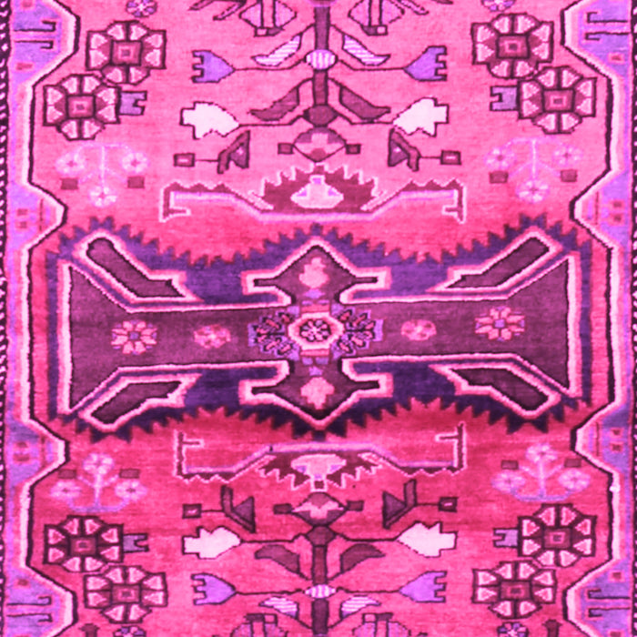 Machine Washable Animal Pink Traditional Rug, wshtr3886pnk