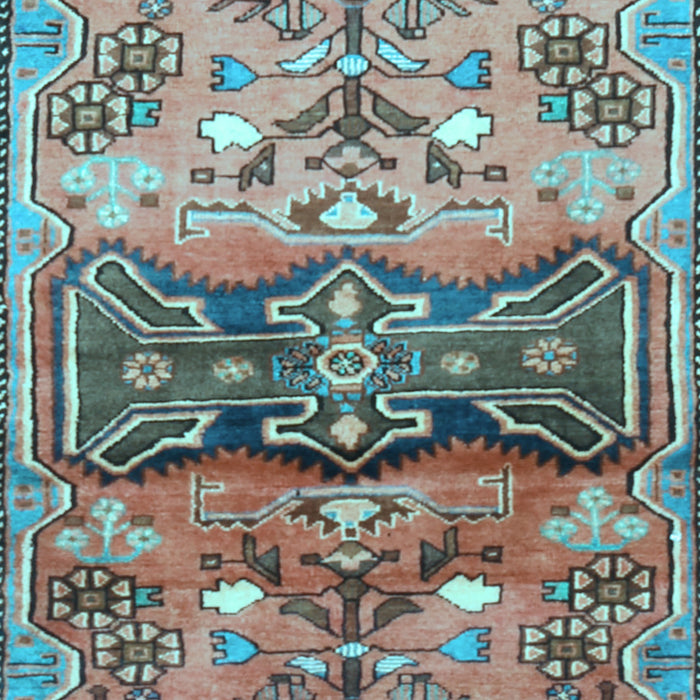 Animal Light Blue Traditional Rug, tr3886lblu
