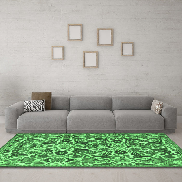 Machine Washable Persian Emerald Green Traditional Area Rugs in a Living Room,, wshtr3887emgrn