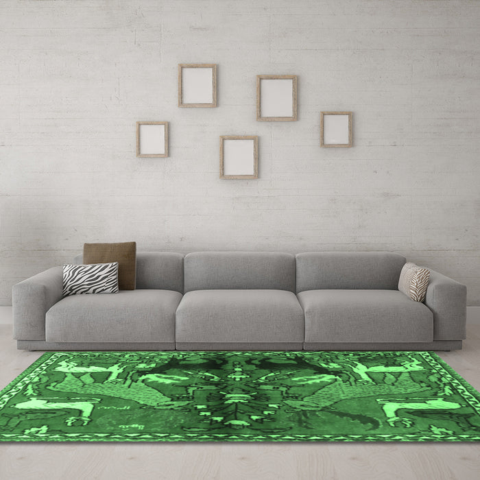 Machine Washable Animal Emerald Green Traditional Area Rugs in a Living Room,, wshtr3888emgrn
