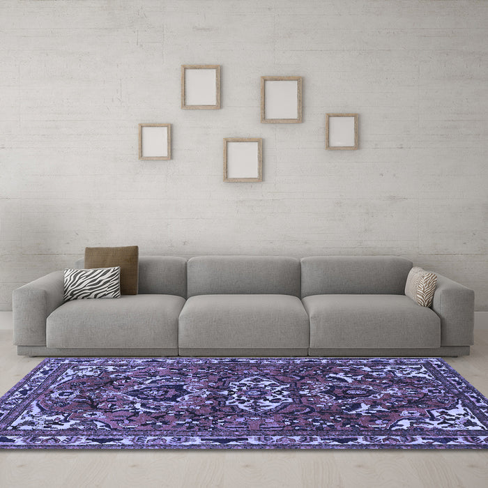 Machine Washable Persian Blue Traditional Rug in a Living Room, wshtr388blu