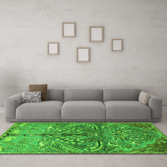 Machine Washable Persian Green Traditional Area Rugs in a Living Room,, wshtr3891grn