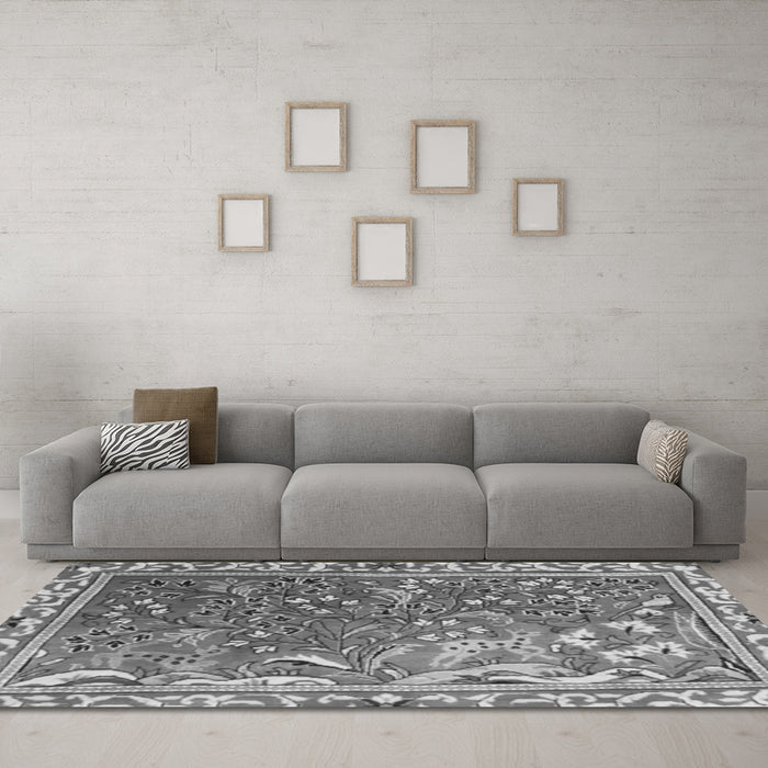 Machine Washable Persian Gray Traditional Rug in a Living Room,, wshtr3896gry