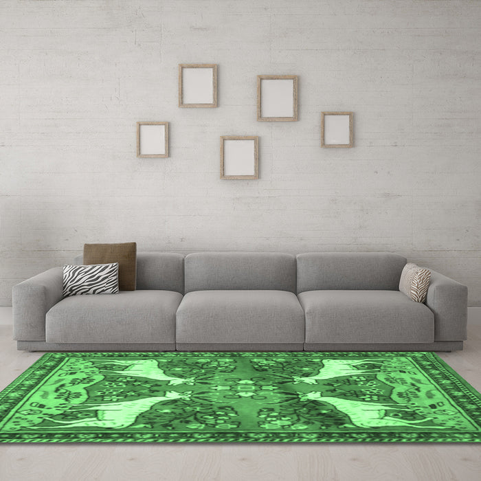 Machine Washable Animal Emerald Green Traditional Area Rugs in a Living Room,, wshtr3897emgrn