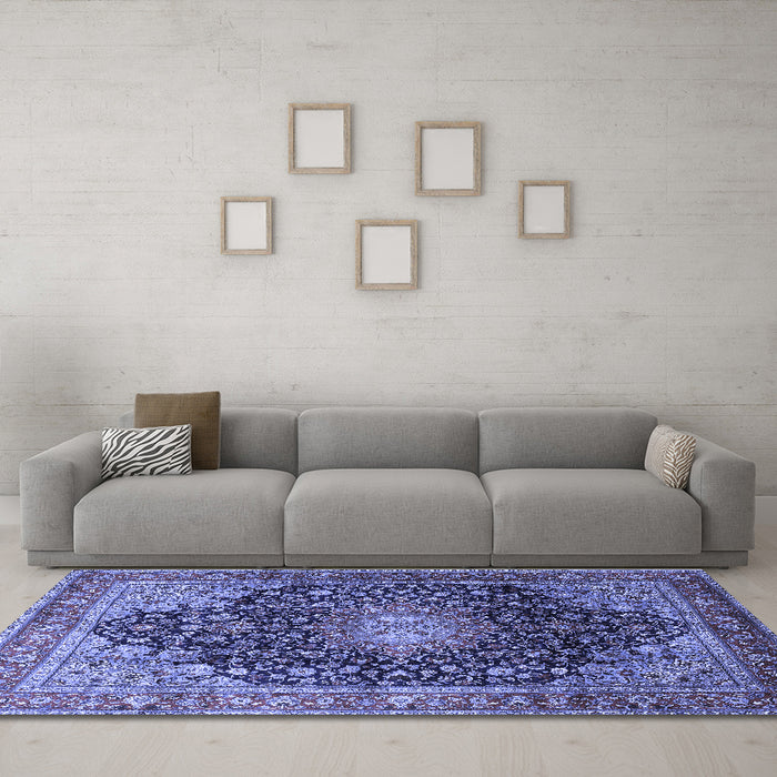 Machine Washable Medallion Blue Traditional Rug in a Living Room, wshtr389blu