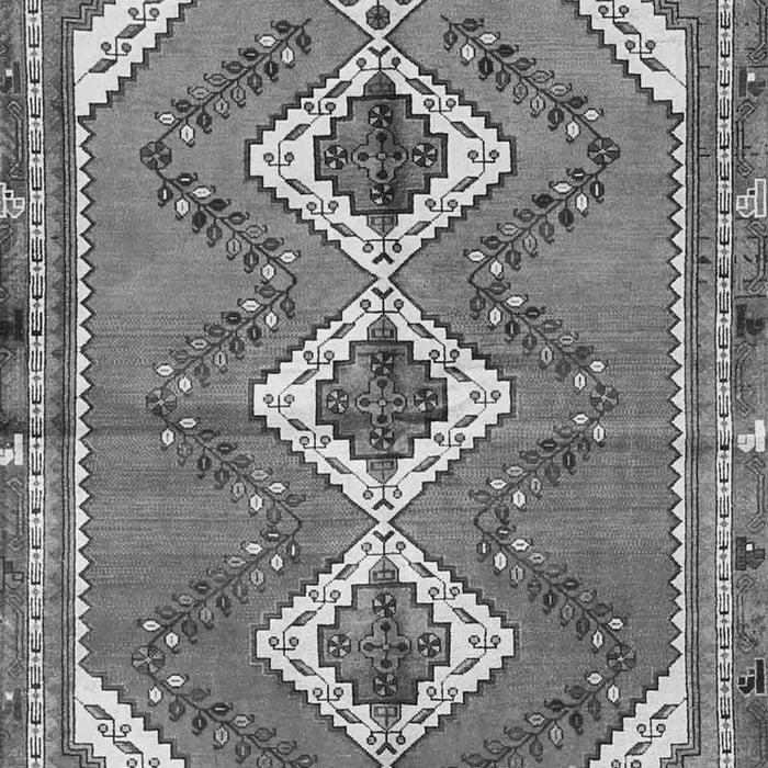 Serging Thickness of Machine Washable Persian Gray Traditional Rug, wshtr3902gry