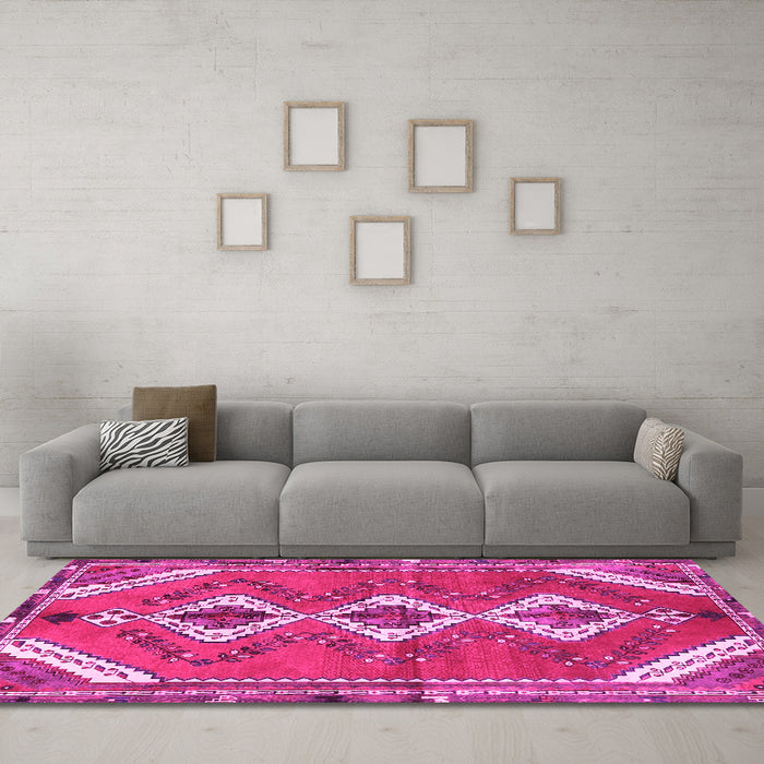 Machine Washable Persian Pink Traditional Rug in a Living Room, wshtr3902pnk