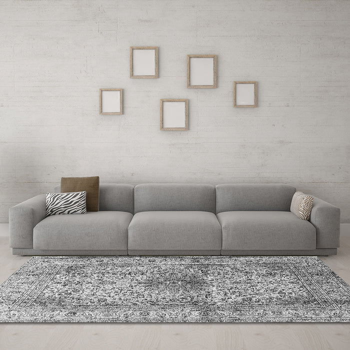 Machine Washable Medallion Gray Traditional Rug in a Living Room,, wshtr3905gry