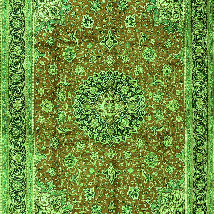 Serging Thickness of Machine Washable Medallion Green Traditional Area Rugs, wshtr3906grn