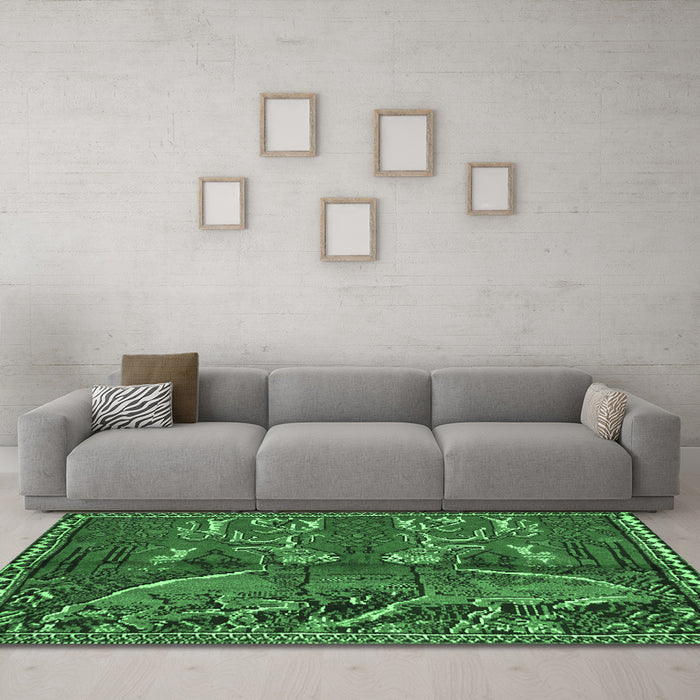 Machine Washable Animal Emerald Green Traditional Area Rugs in a Living Room,, wshtr390emgrn