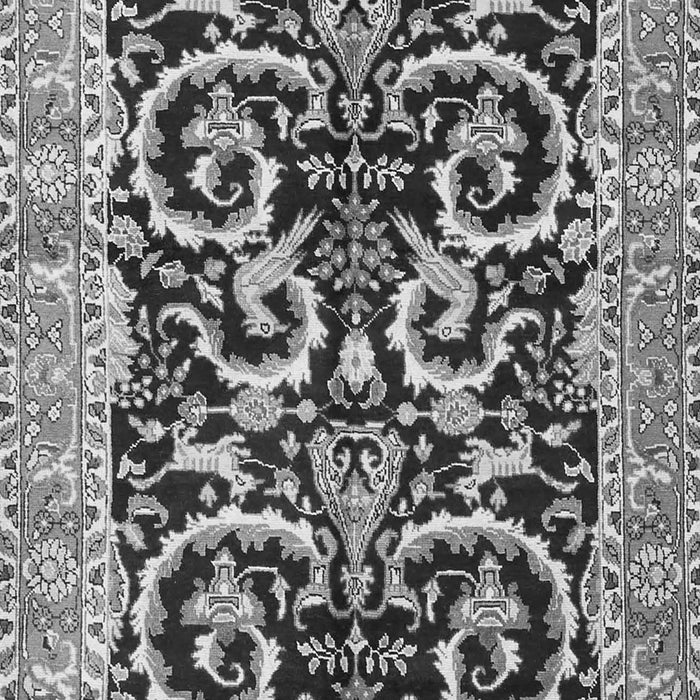 Serging Thickness of Machine Washable Animal Gray Traditional Rug, wshtr3910gry