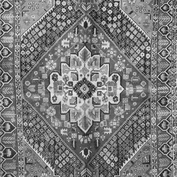 Serging Thickness of Machine Washable Persian Gray Traditional Rug, wshtr3912gry