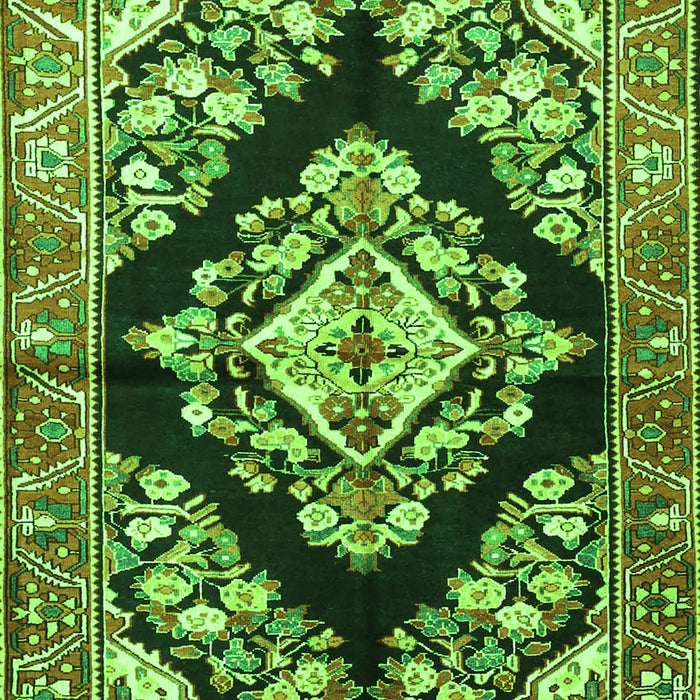 Serging Thickness of Machine Washable Medallion Green Traditional Area Rugs, wshtr3913grn
